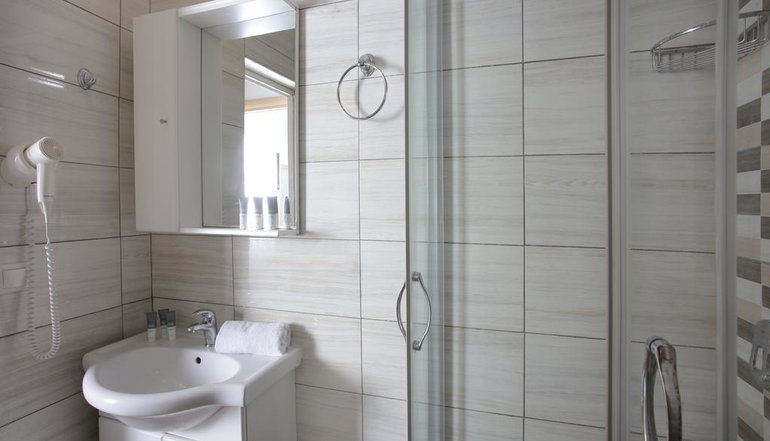 Anny Residence & Suites