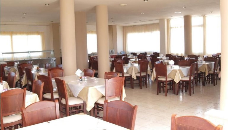 Summer Dream Hotel