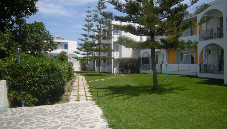 Summer Dream Hotel