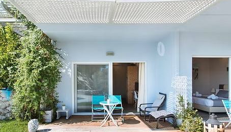 Sunny Place Resort - Δορούφι, Πόρτο Χέλι