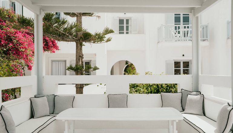 Sunrise Paros by Mr and Mrs White - Νάουσα, Πάρος
