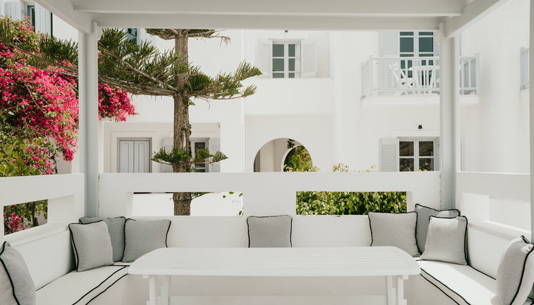 Sunrise Paros by Mr and Mrs White - Νάουσα, Πάρος