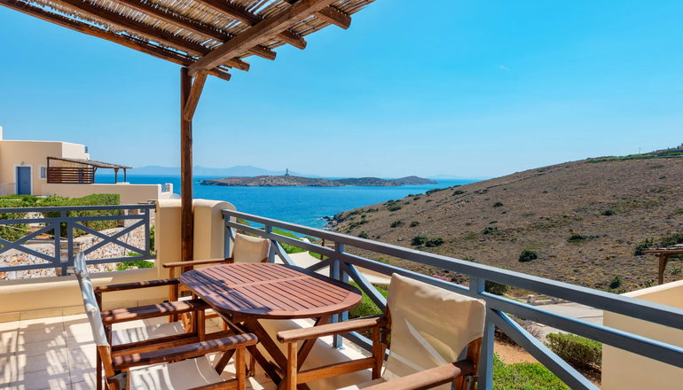 Sunrise Beach Suites - Αζόλιμνος, Σύρος