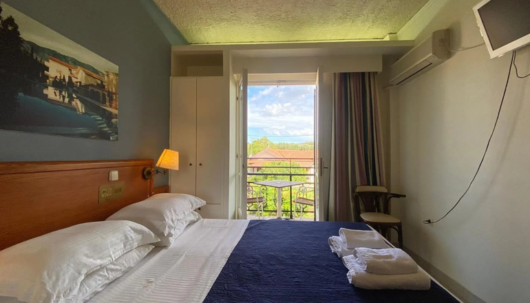 Sunrise Inn Hotel - Κουντουράτα, Κεφαλονιά