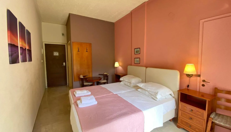Sunrise Inn Hotel - Κουντουράτα, Κεφαλονιά