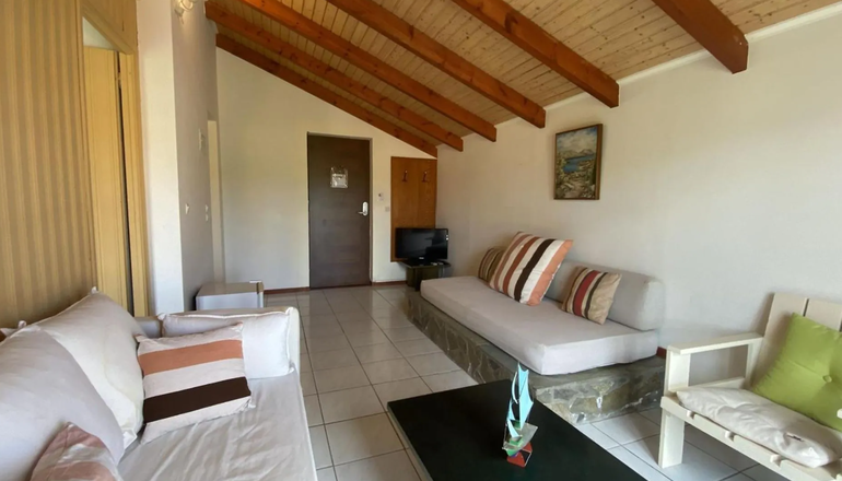 Sunrise Inn Hotel - Κουντουράτα, Κεφαλονιά