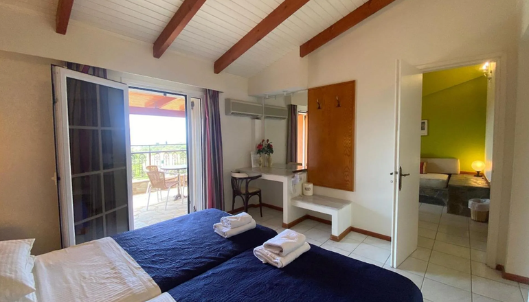 Sunrise Inn Hotel - Κουντουράτα, Κεφαλονιά