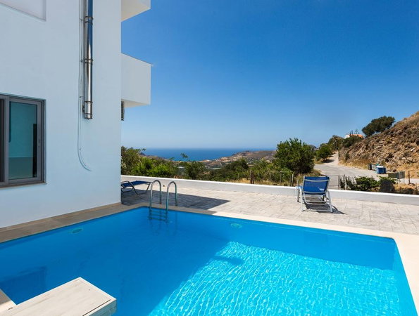 Sunset Luxury Maisonettes & Mariou Apartments