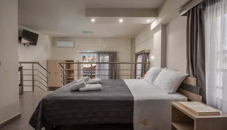 Sunshine Apartments