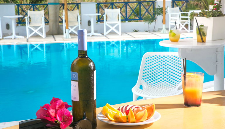 Sunshine Hotel - Καμάρι, Σαντορίνη