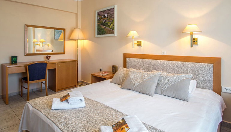 Syros Atlantis Hotel