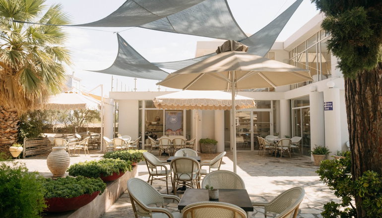 4* Loriet Hotel - Βαρειά, Λέσβος