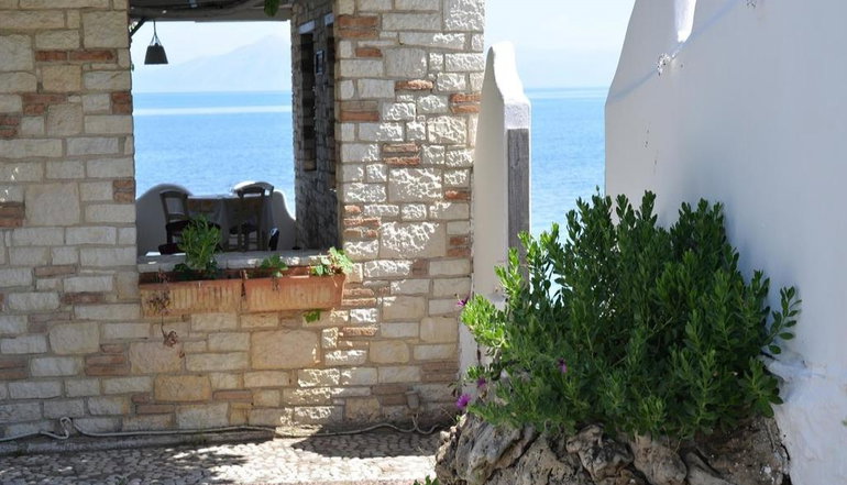 Taradella Hotel