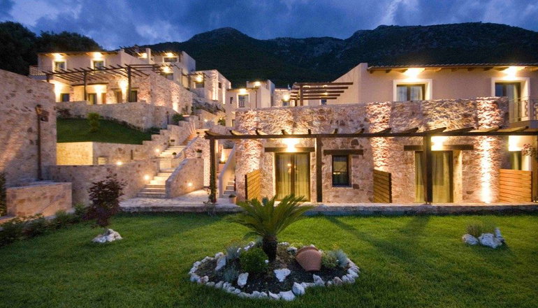 Tesoro Hotel