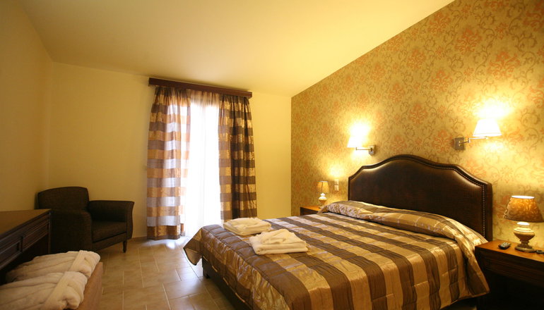 Tesoro Hotel