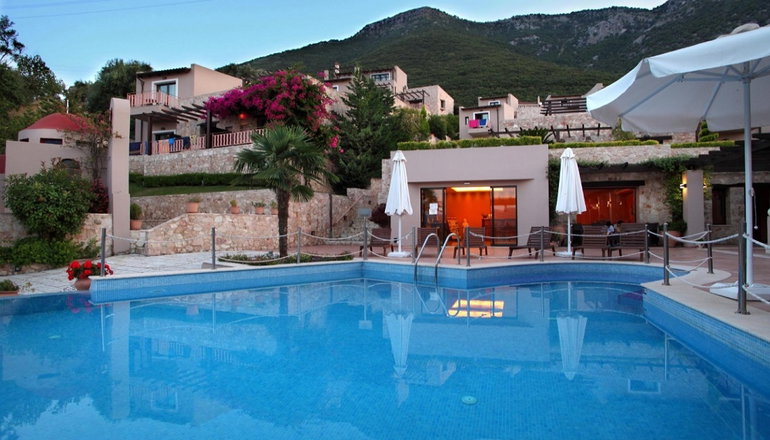 Tesoro Hotel