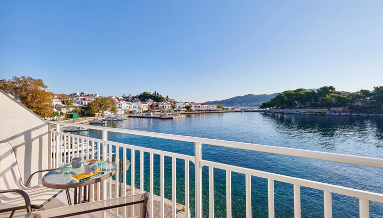 The Water Hotel - Σκιάθος