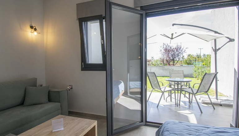 TheaSea Luxury Suites - Νέα Καλλικράτεια, Χαλκιδική