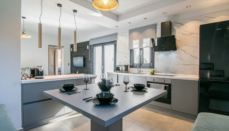 TheaSea Luxury Suites - Νέα Καλλικράτεια, Χαλκιδική