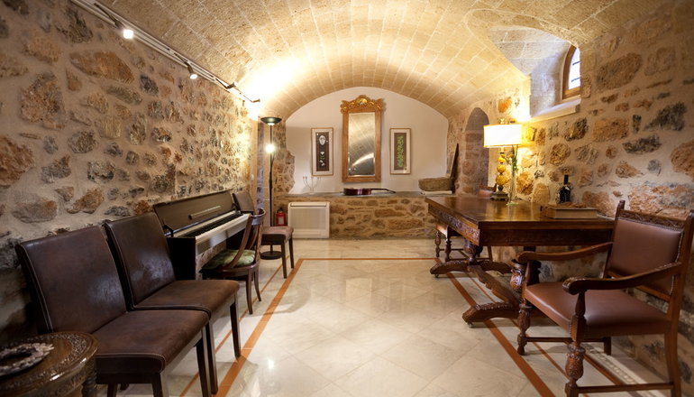 Theophano Art Hotel