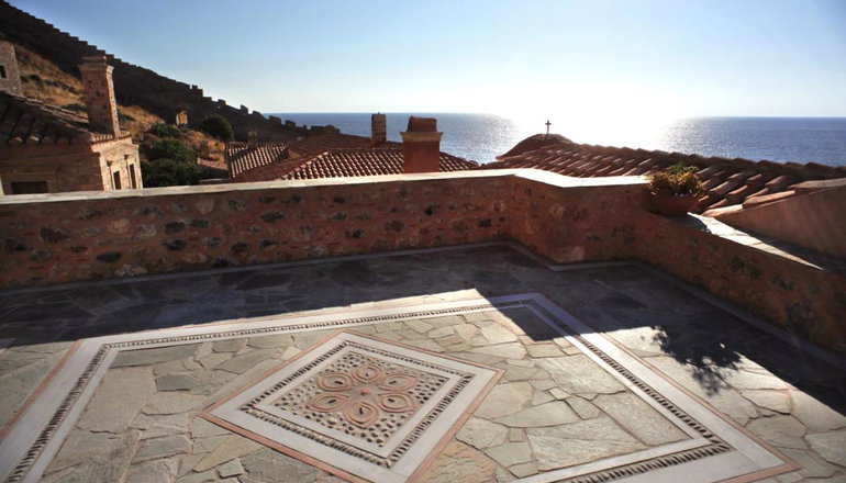 Theophano Art Hotel