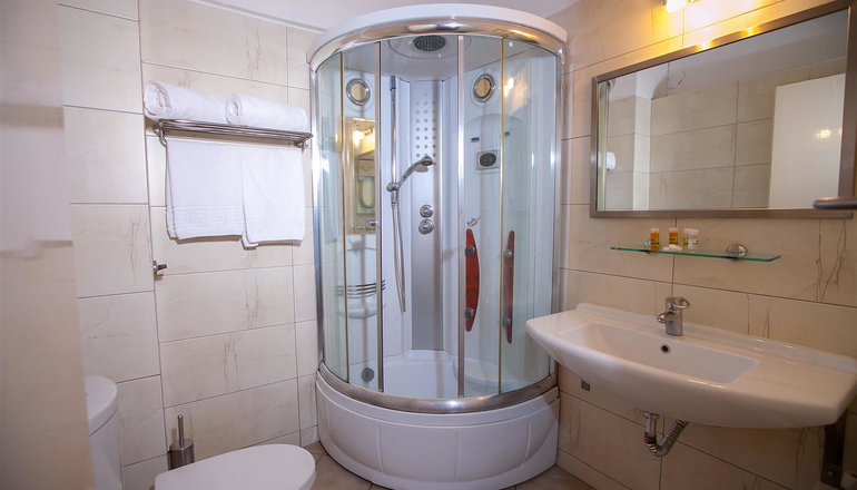 Theoxenia Hotel
