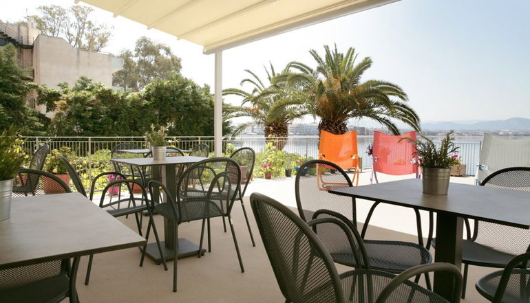 Theoxenia Hotel - Λουτράκι