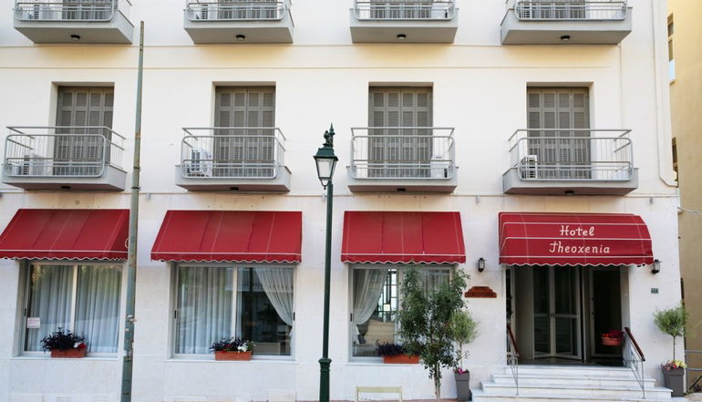 Theoxenia Hotel - Λουτράκι