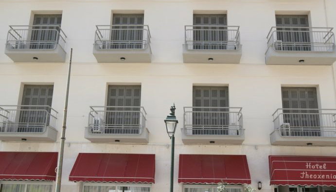 Theoxenia Hotel - Λουτράκι