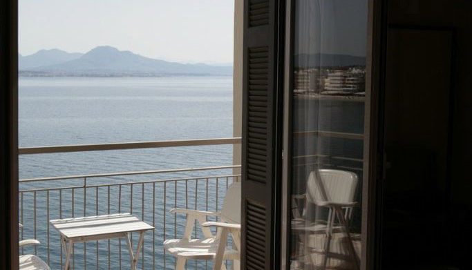 Theoxenia Hotel - Λουτράκι