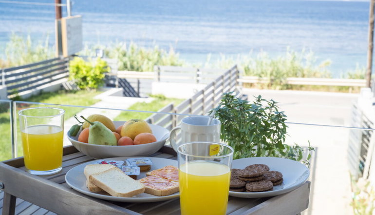 Theros Suites - Διμηνιό, Κόρινθος