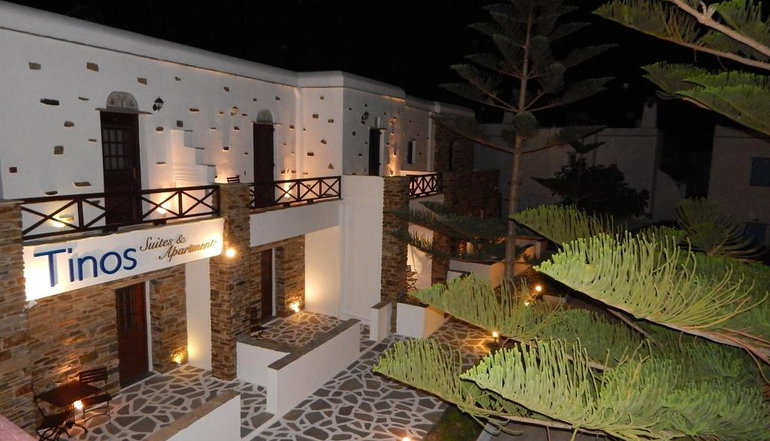 Tinos Suites & Apartments