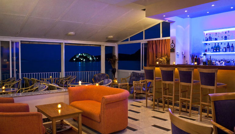 Tolo Hotel