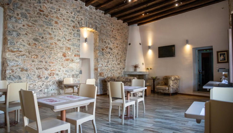 Trapela Areopolis Boutique Hotel