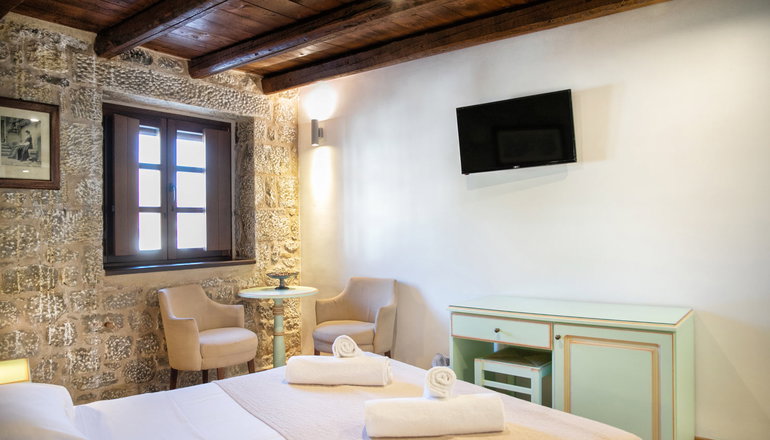 Trapela Areopolis Boutique Hotel