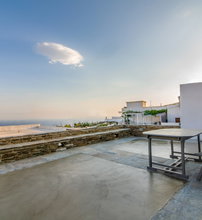 Triantaros Family House by Tinos Residencies