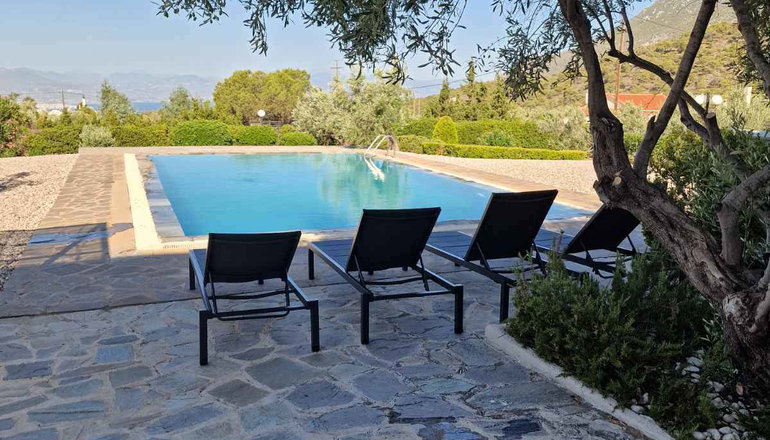 Turquoise Villa - Λουτράκι