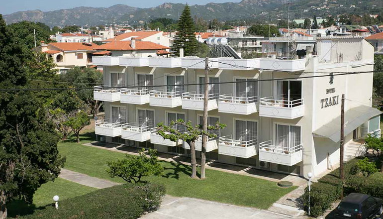 Tzaki Hotel