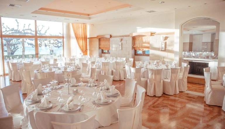 Tzaki Hotel