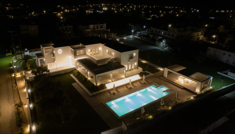 4* Tzanis Resort - Μώλος, Σκύρος