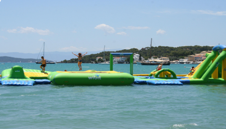 4* AKS Porto Heli