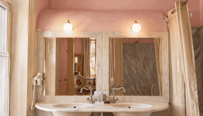 4* Loriet Hotel - Βαρειά, Λέσβος