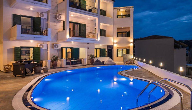 Griffon Kymi Hotel