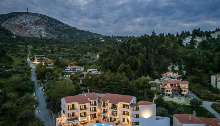 Griffon Kymi Hotel