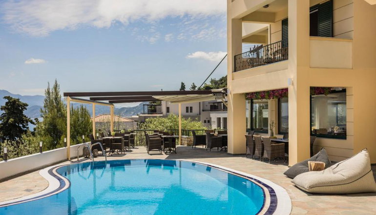Griffon Kymi Hotel