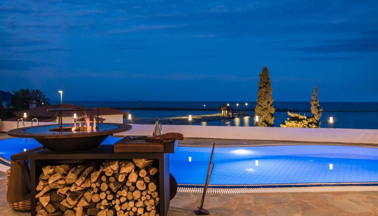 Griffon Kymi Hotel