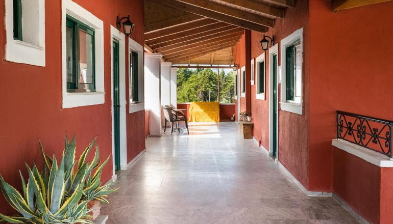 Vasilikos Garden Maisonettes & Suites