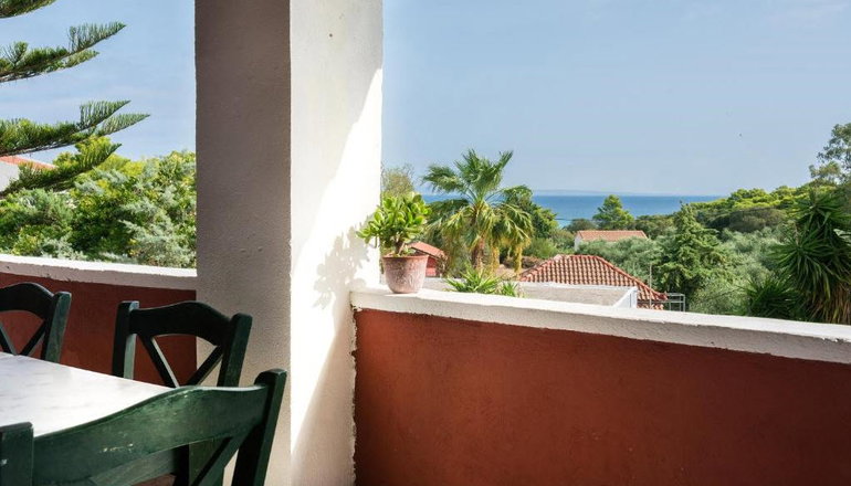 Vasilikos Garden Maisonettes & Suites