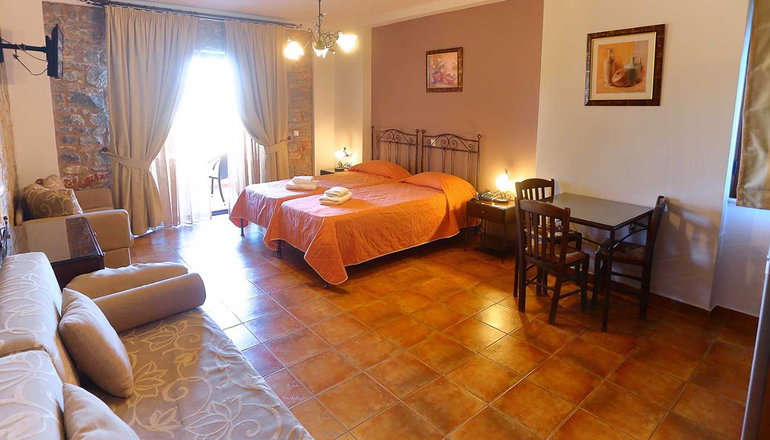 Vathi Hotel - Γύθειο