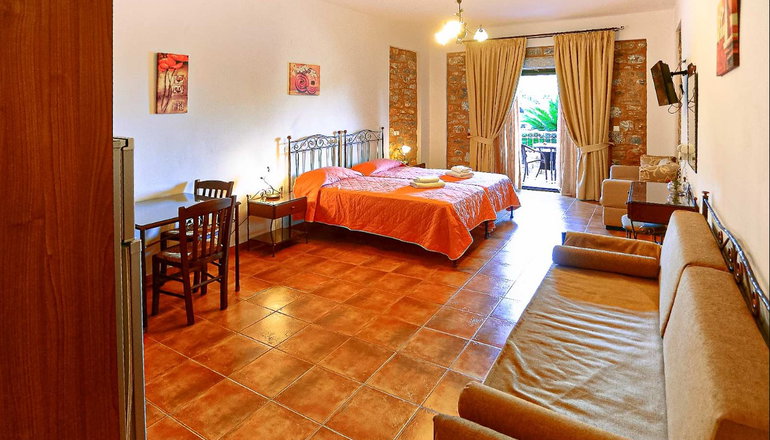 Vathi Hotel - Γύθειο